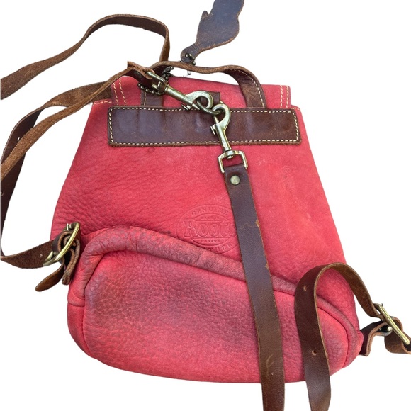 Roots small Vintage Leather Backpack - Picture 4 of 9